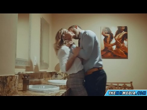 ❤️ Ko'krakli sarg'ish sizni jamoat hojatxonasida yo'ldan ozdirganda ☑ Anal pornoda pornoda uz.sexogolic-info.ru ﹏